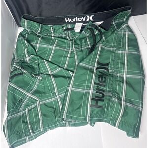 Hurley Green Plaid Swim Trunks‎ Size 36
